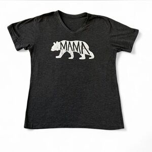 Mama Bear Graphic T-Shirt in Gray, Size is approx. a medium (see measurements)